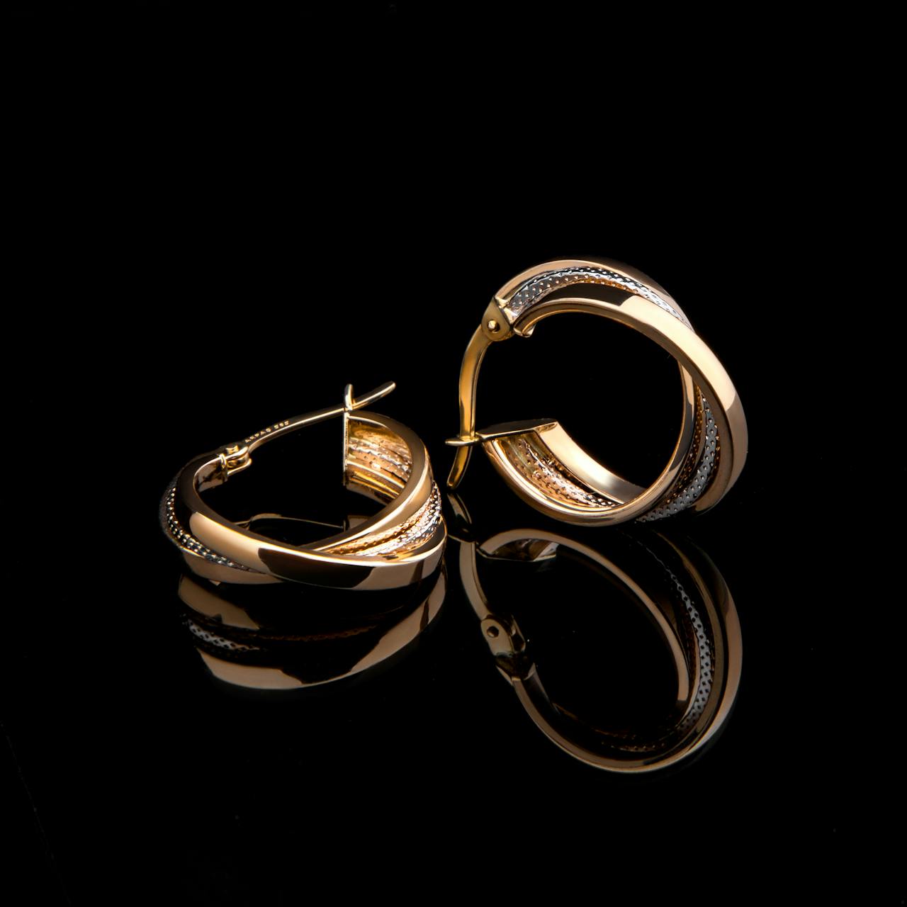 Gold Earing